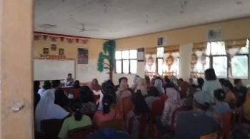 Terkait  Seragam SMAN 5 Tapung, Lamhot :  Kami tidak melibatkan sekolah, hasil kesepakatan orangtua Siswa